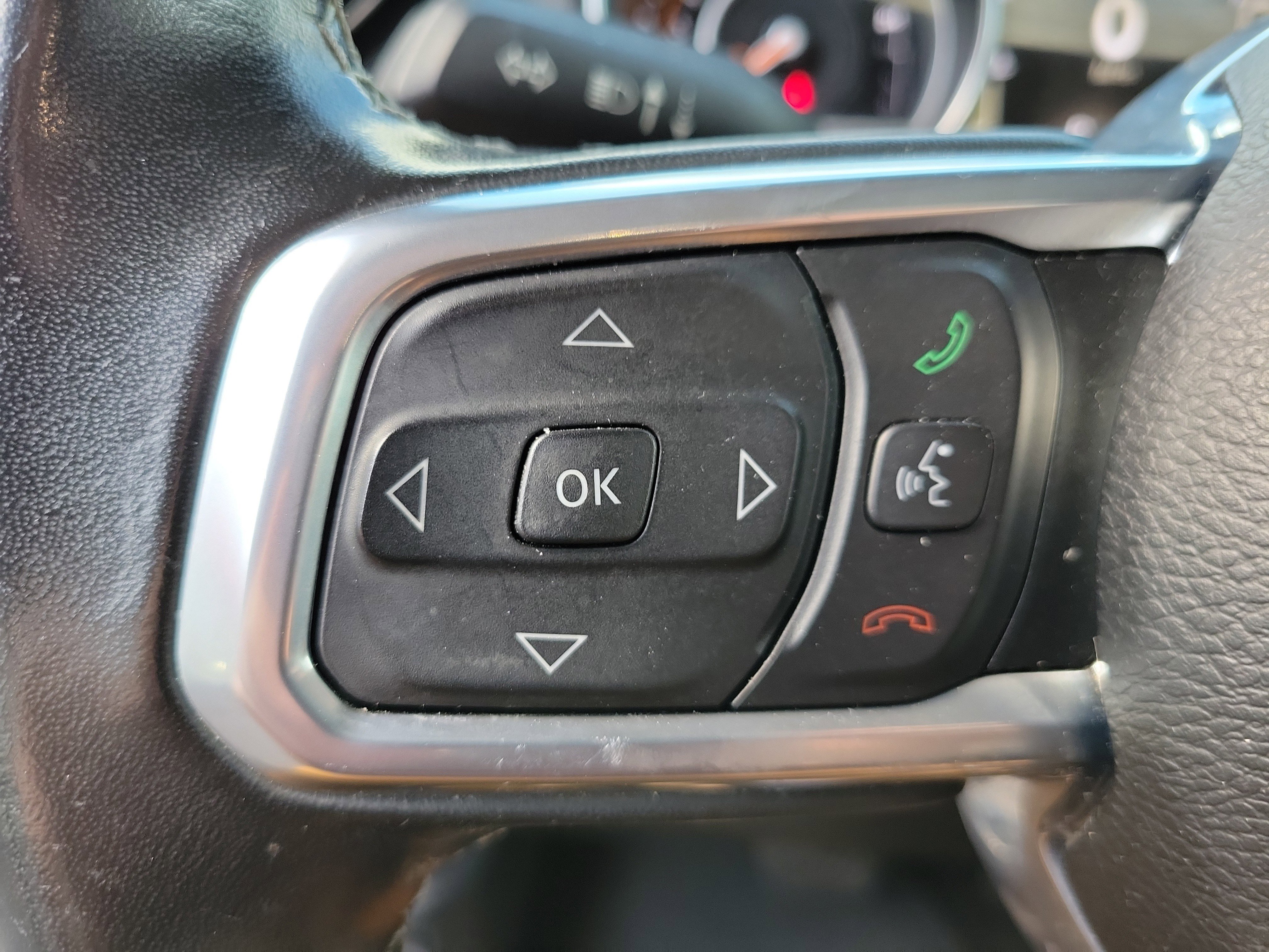 Used 2021 Jeep Gladiator Overland w/ Popular Equipment Package AWD/4WD image 21