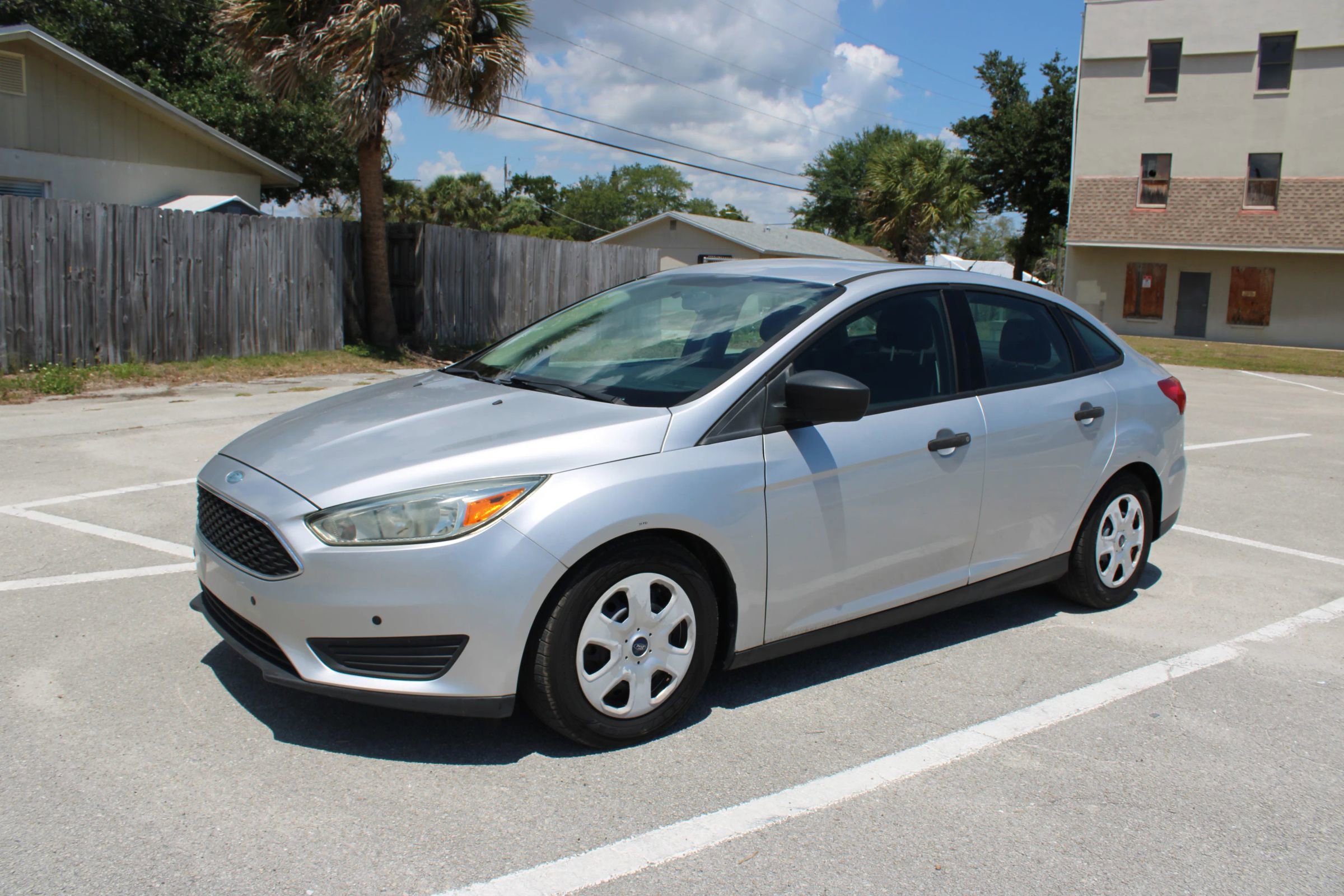 Used 2016 Ford Focus S FWD image 2