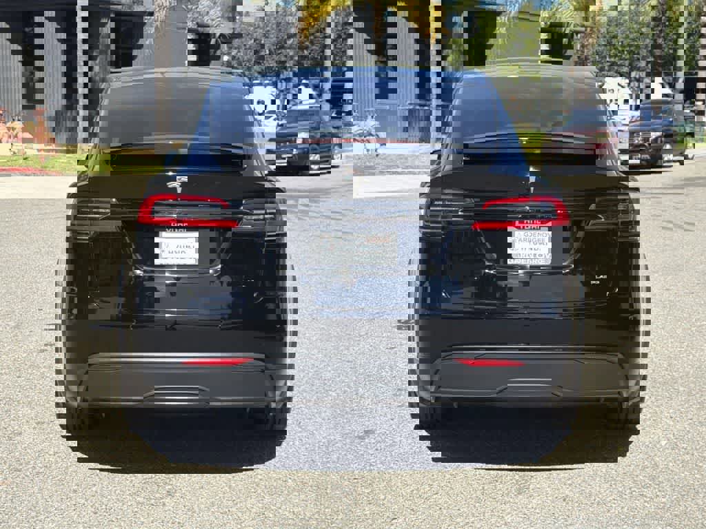 Used 2022 Tesla Model X Plaid image 5