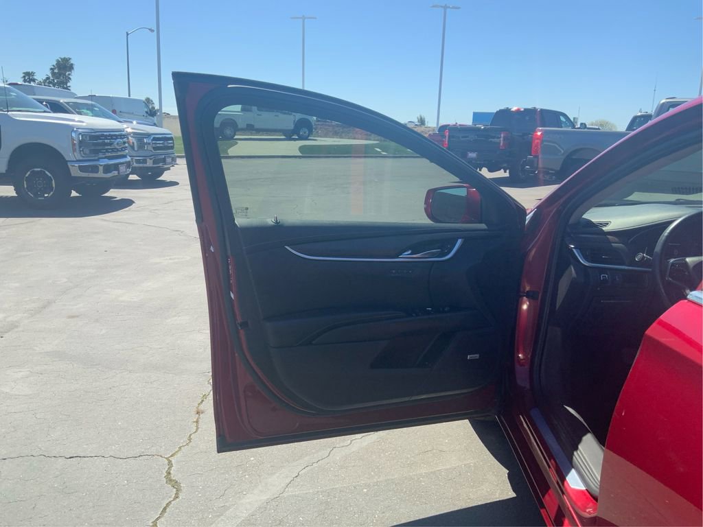 Used 2019 Cadillac XTS Luxury image 19