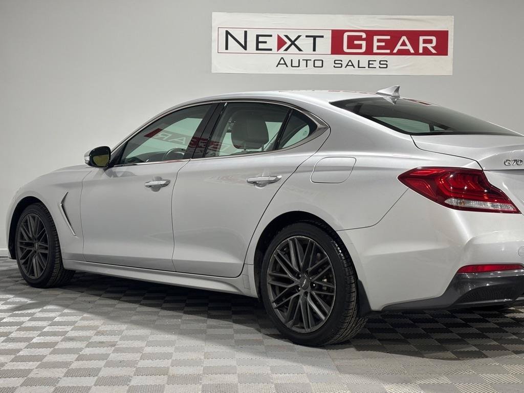 Used 2019 Genesis G70 2.0T Advanced RWD image 7