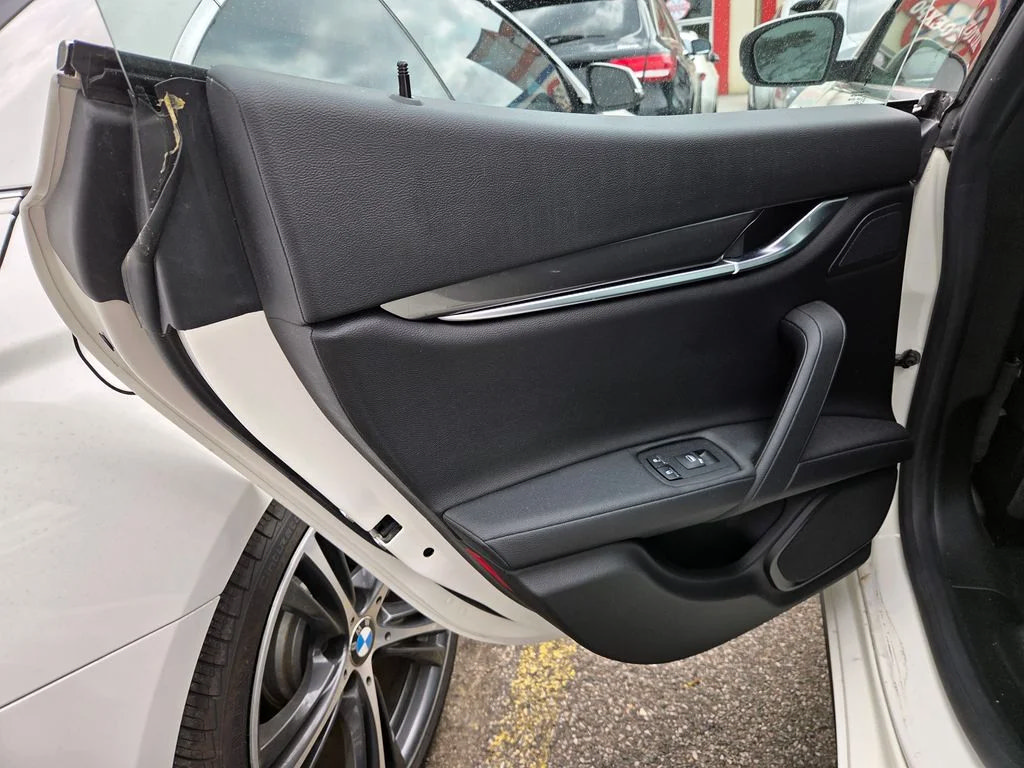 Used 2020 Maserati Ghibli RWD image 21
