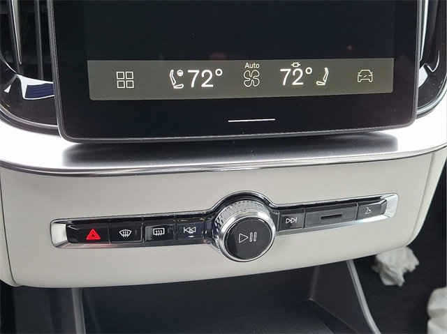 New 2026 Volvo XC90 B6 Ultra image 9