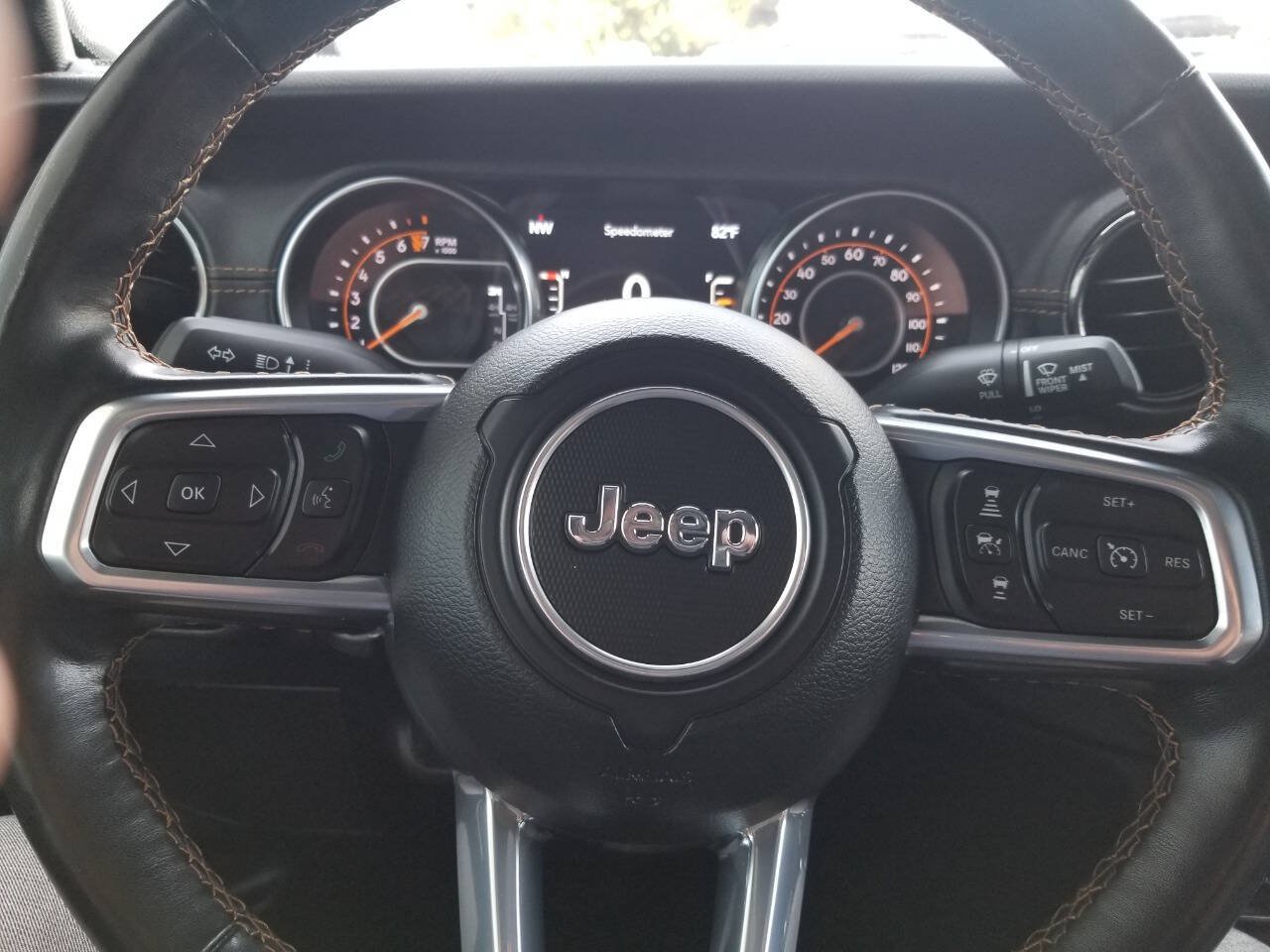 Used 2021 Jeep Gladiator Overland AWD/4WD image 33