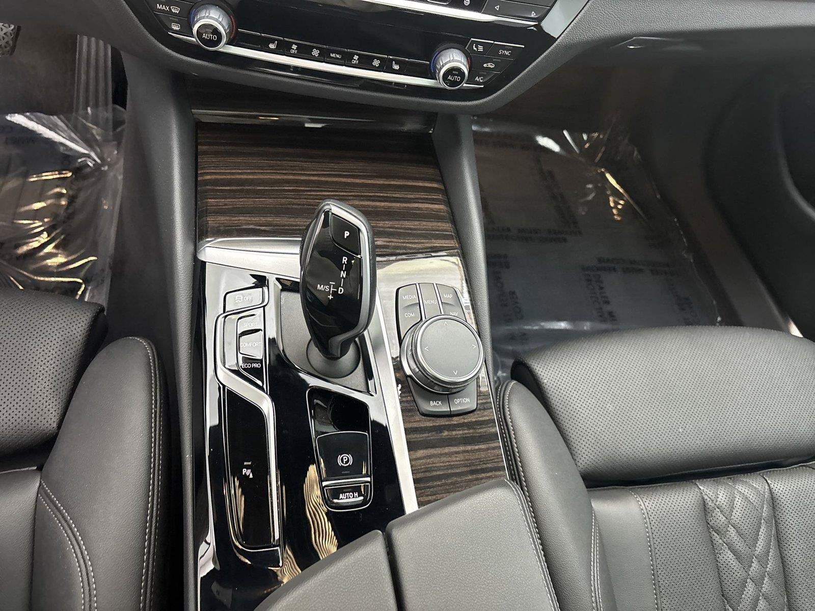 Used 2023 BMW 530i xDrive w/ Convenience Package AWD/4WD image 23