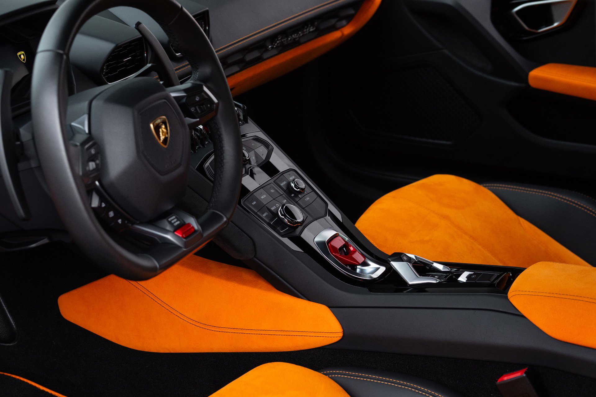 Used 2016 Lamborghini Huracan LP 610-4 AWD/4WD image 43