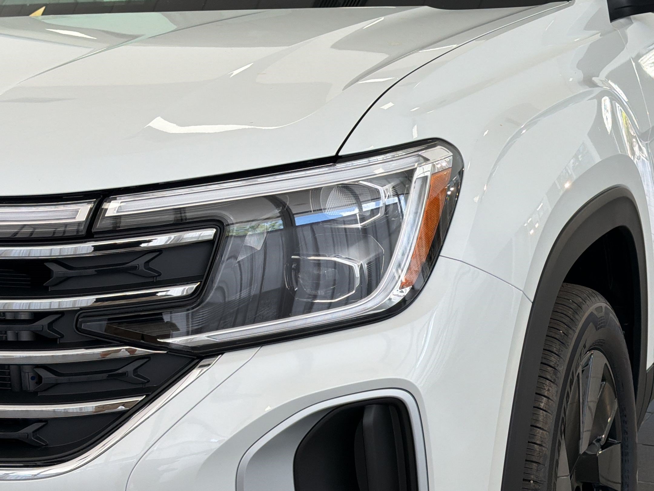 New 2026 Volkswagen Atlas SE FWD image 11