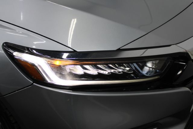 Used 2019 Honda Accord Hybrid image 7