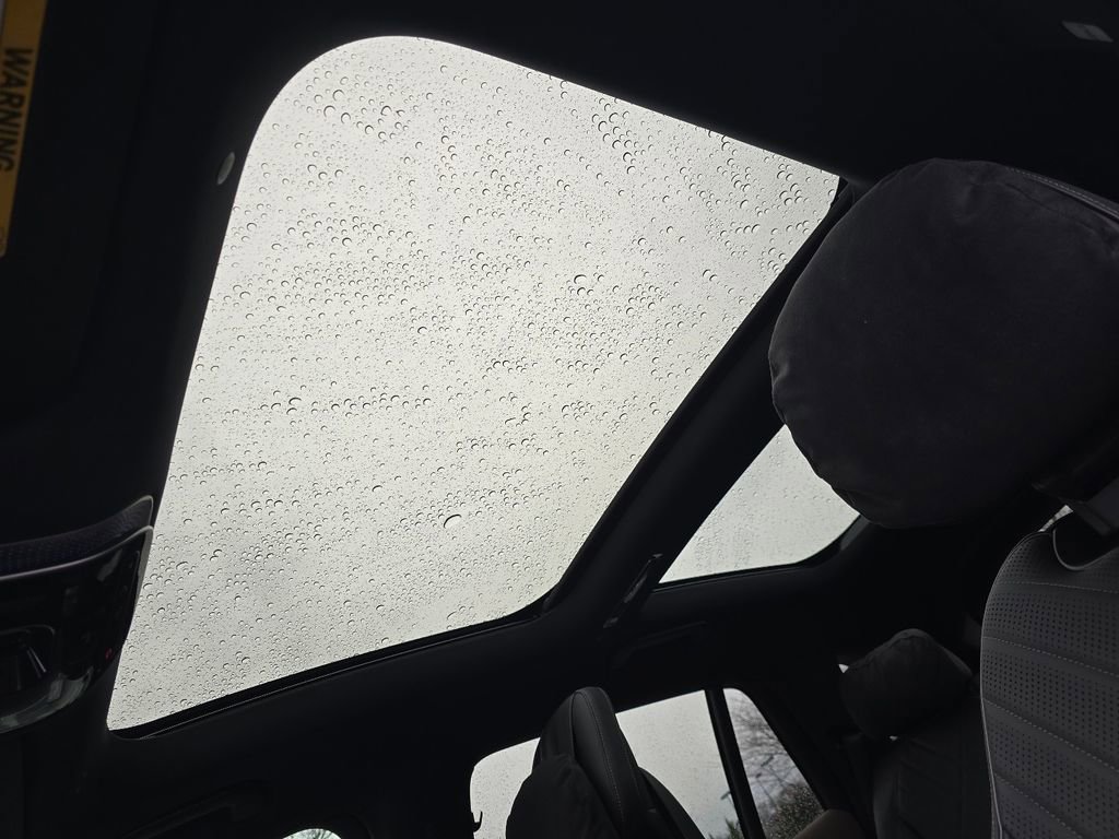 Certified 2023 Mercedes-Benz EQS 580 4MATIC SUV image 3