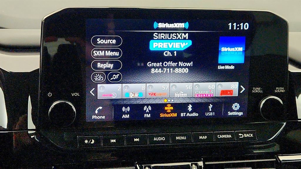 Used 2024 Nissan Pathfinder SL AWD/4WD image 18