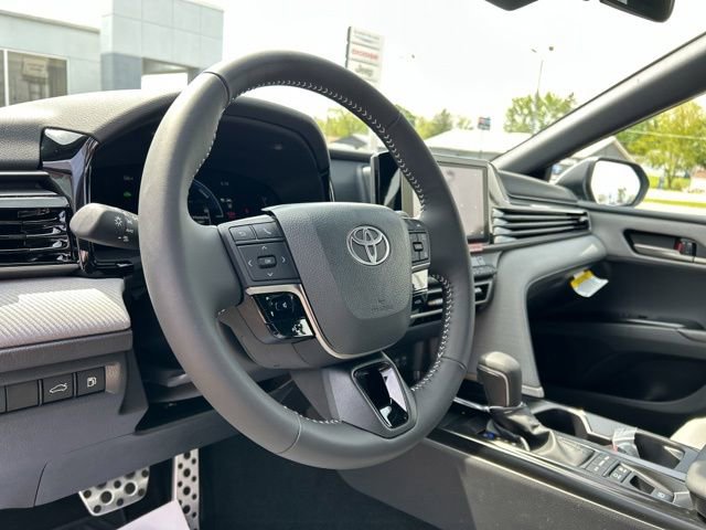 New 2026 Toyota Camry SE AWD/4WD image 29