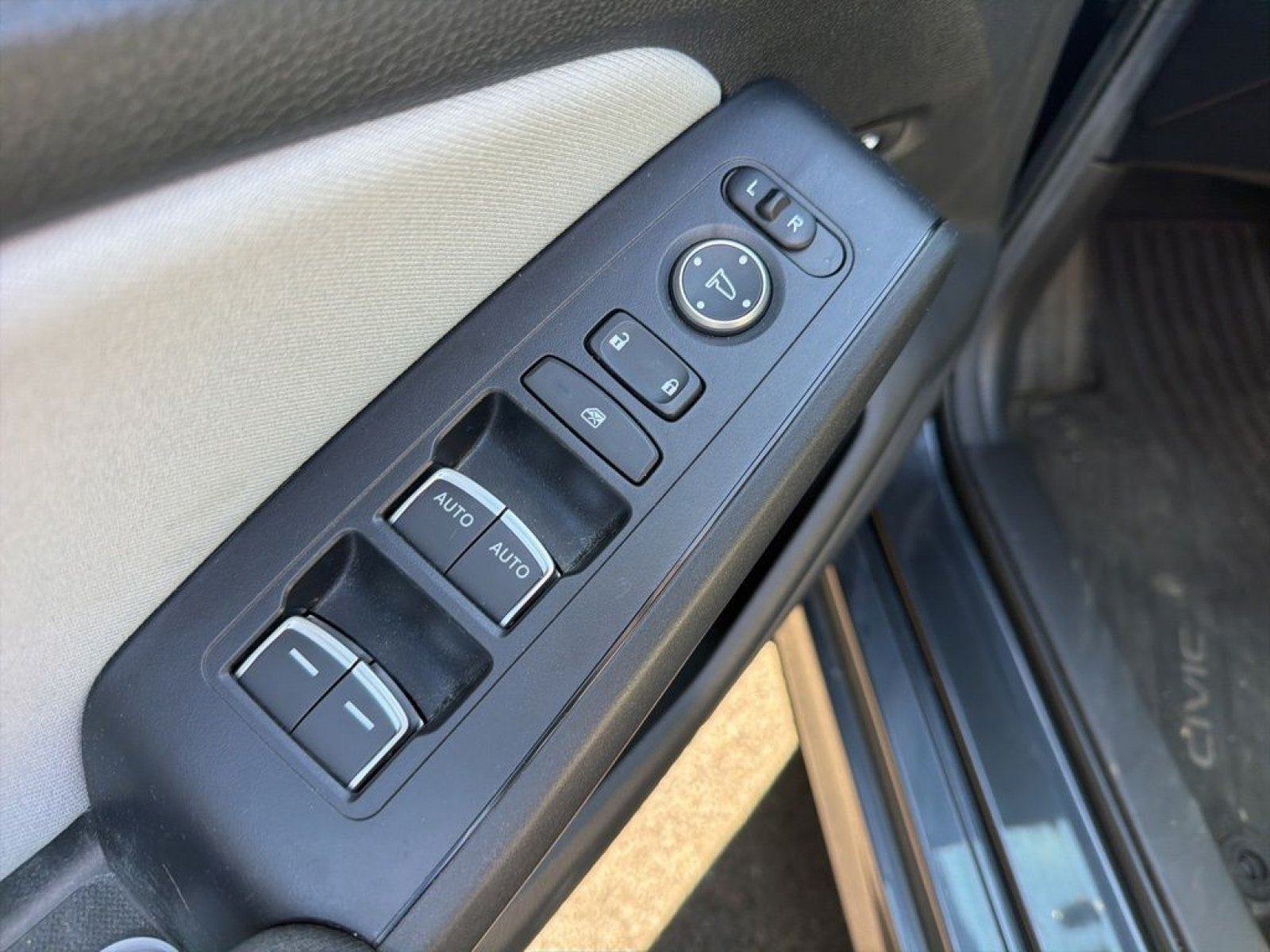 Used 2025 Honda Civic Sport image 22