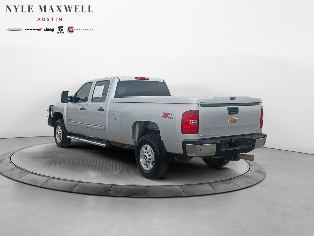 Used 2011 Chevrolet Silverado 2500 LT w/ Suspension Package, Off-Road AWD/4WD image 14