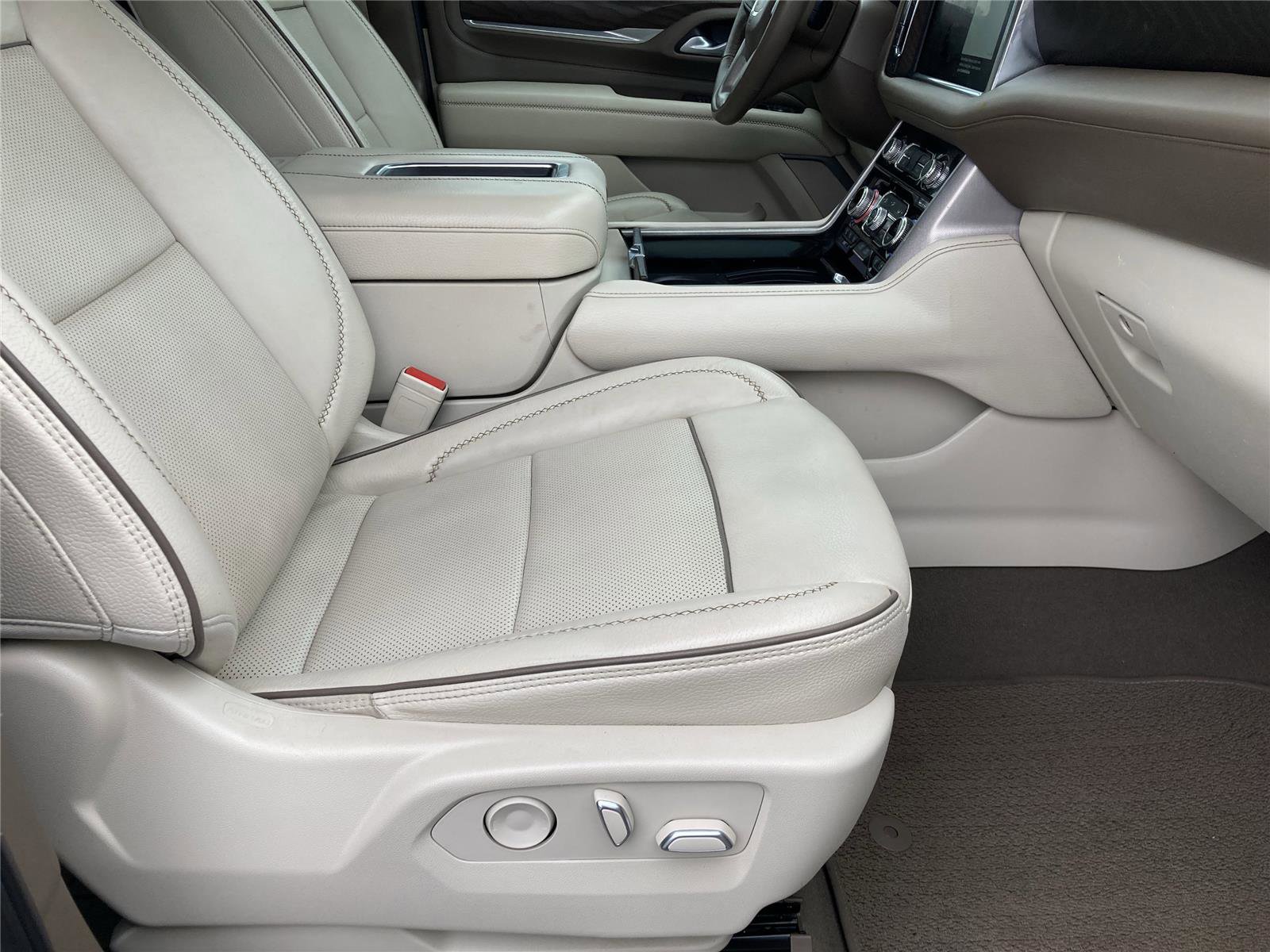 Used 2022 GMC Yukon Denali image 24