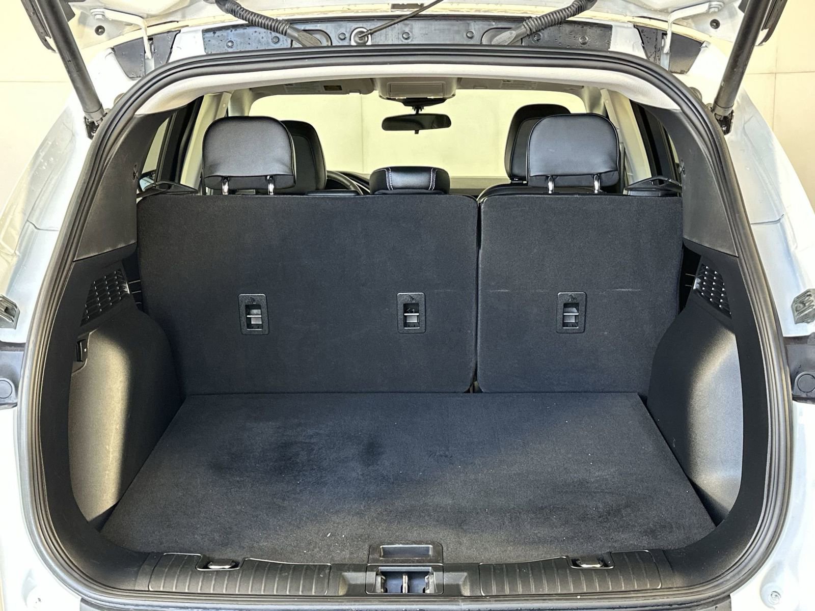 Used 2022 Ford Escape SEL FWD image 25