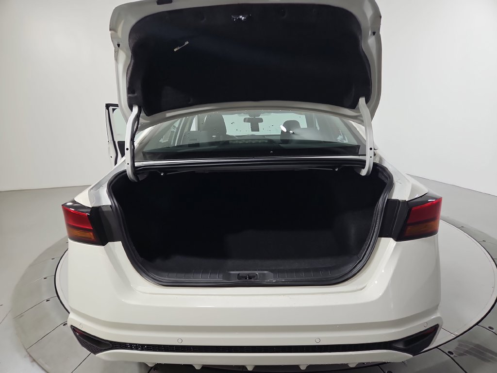 Used 2025 Nissan Altima 2.5 S FWD image 22
