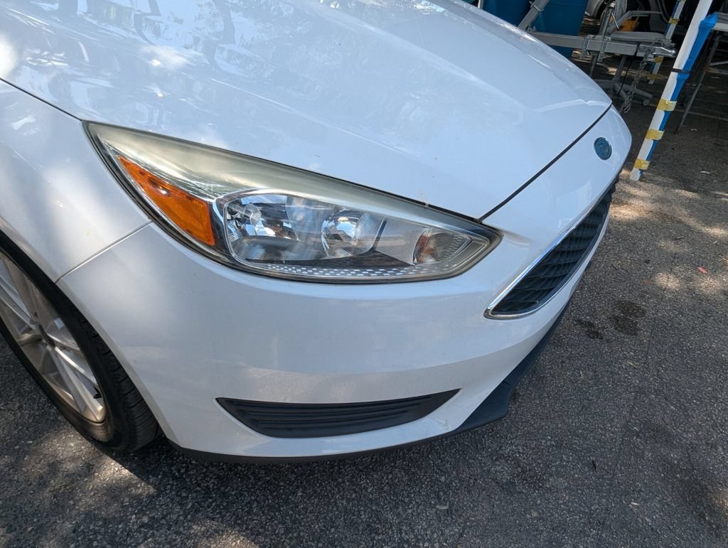 Used 2018 Ford Focus SE FWD image 20