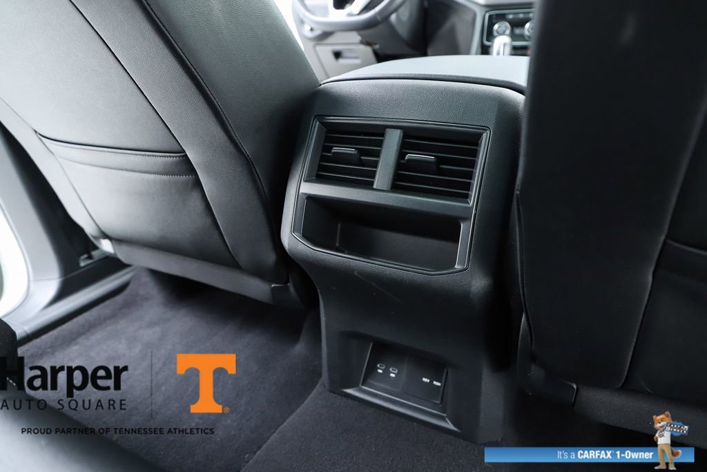 Used 2023 Volkswagen Atlas Cross Sport SE w/ Panoramic Sunroof Package FWD image 39