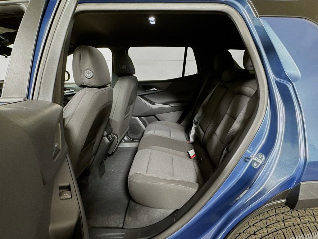 New 2026 Chevrolet Equinox LT FWD image 13