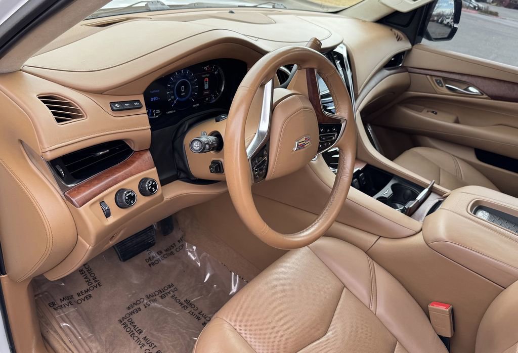 Used 2016 Cadillac Escalade ESV Platinum image 17