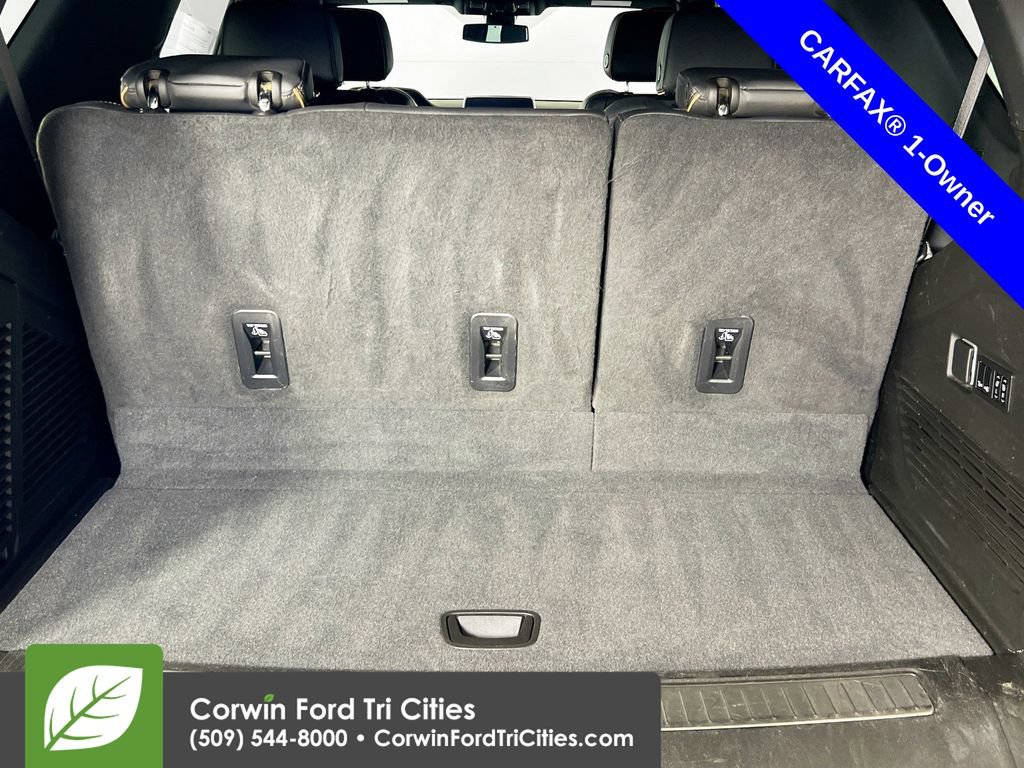 Used 2022 GMC Yukon AT4 AWD/4WD image 15