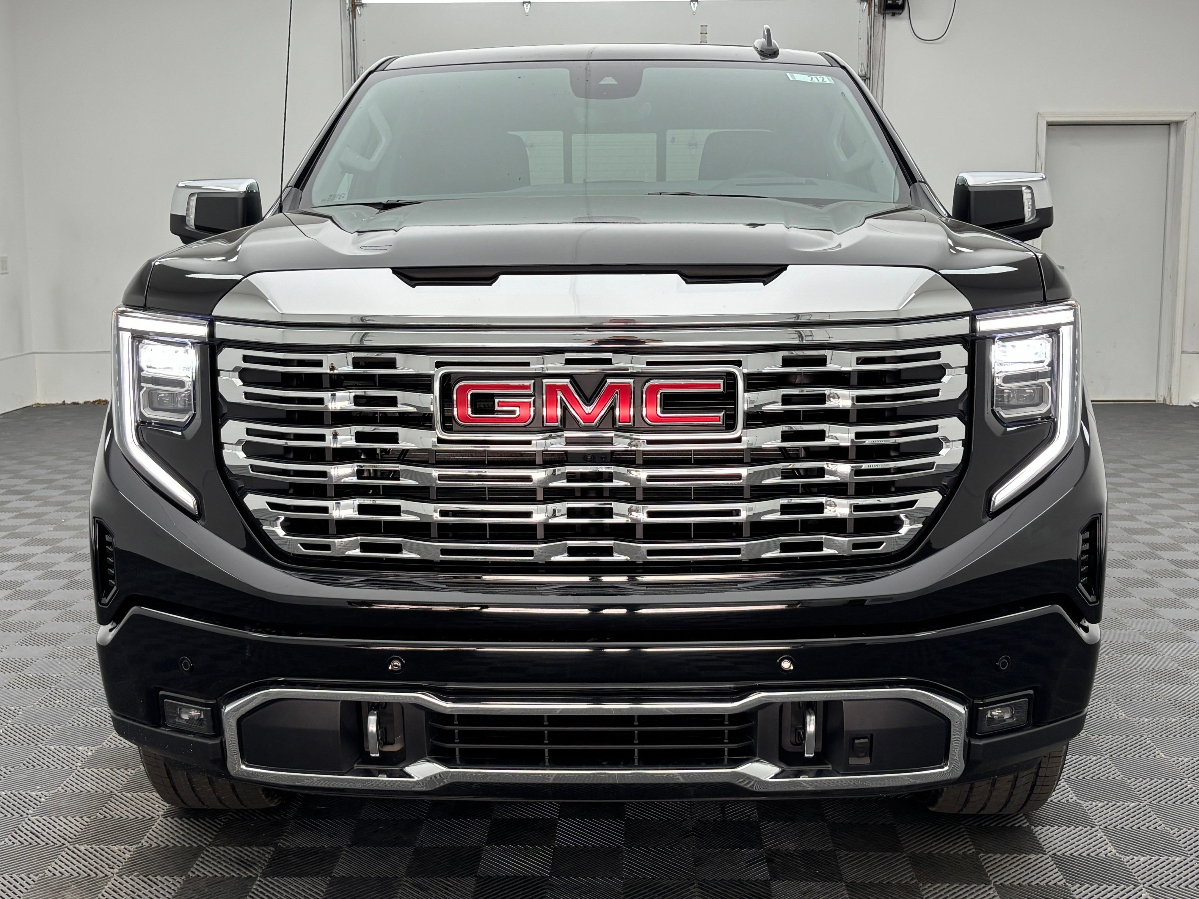 New 2026 GMC Sierra 1500 Denali AWD/4WD image 15