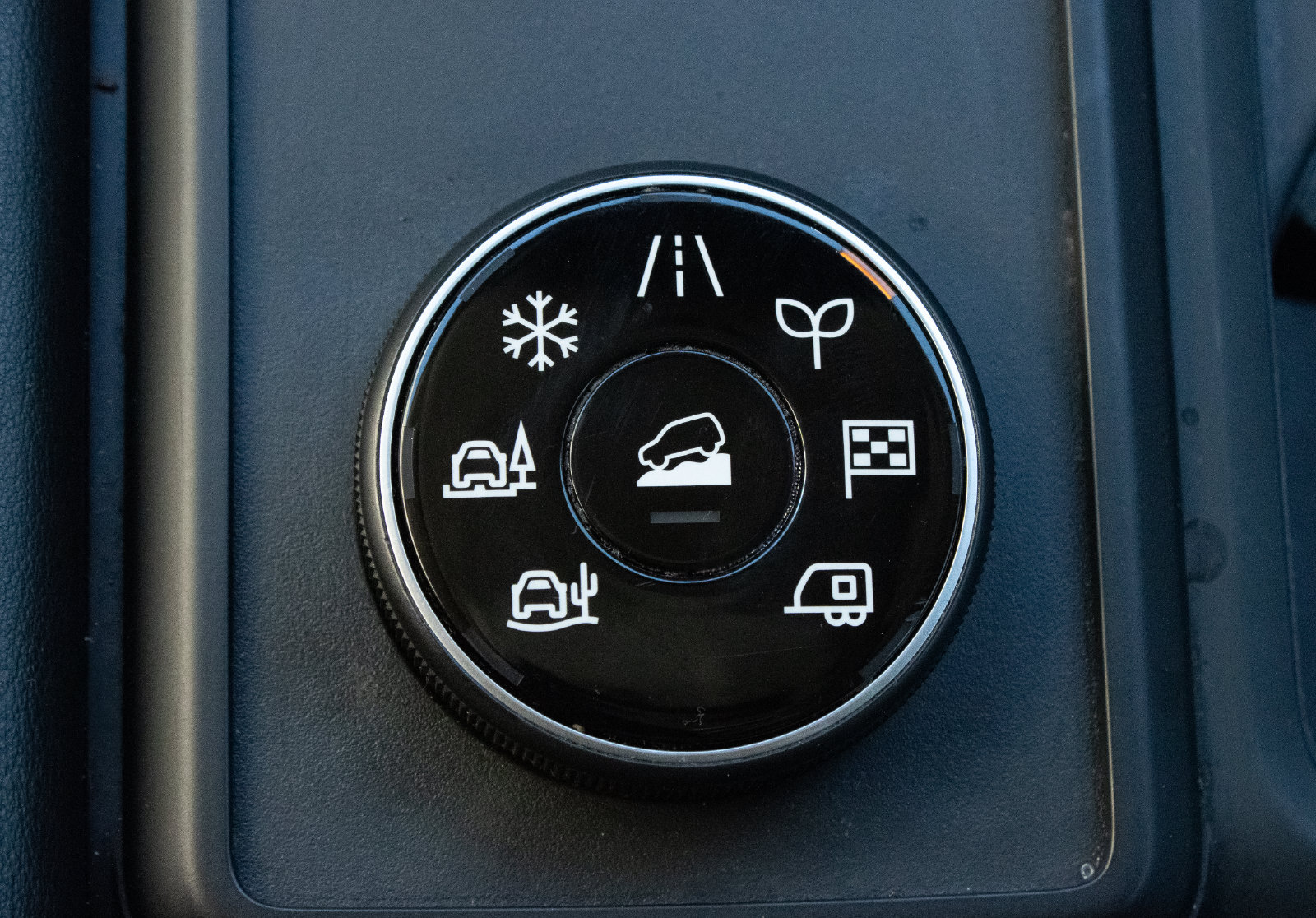 Used 2024 Nissan Pathfinder S AWD/4WD image 19