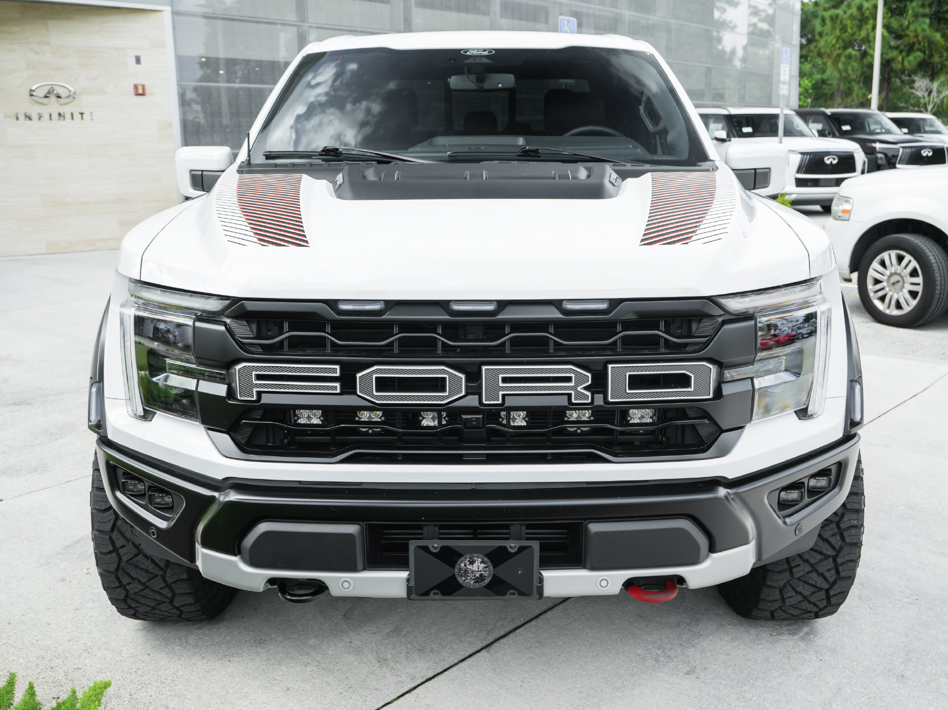 Used 2025 Ford F150 Raptor AWD/4WD image 27