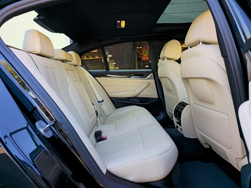Used 2021 BMW 530e w/ Parking Assistance Package RWD image 35