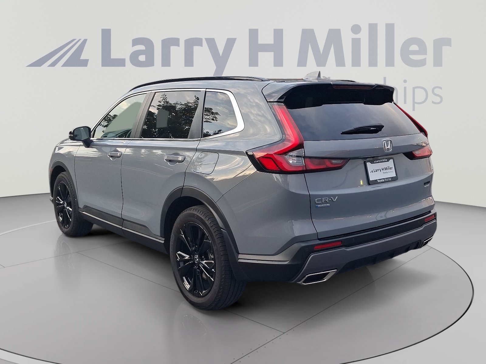 Used 2025 Honda CR-V Sport Touring image 3