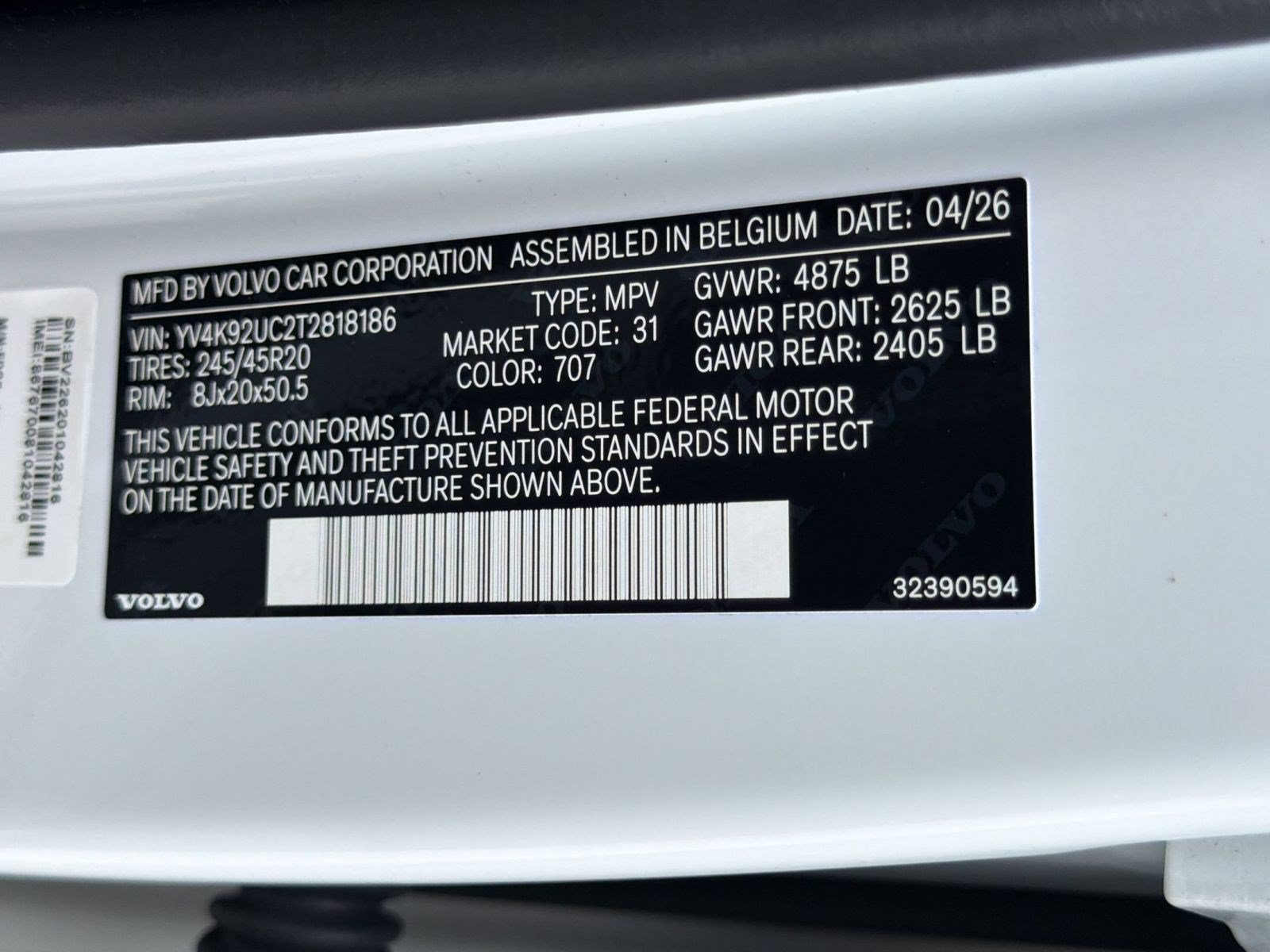 New 2026 Volvo XC40 B4 Plus w/ Climate Package FWD image 25