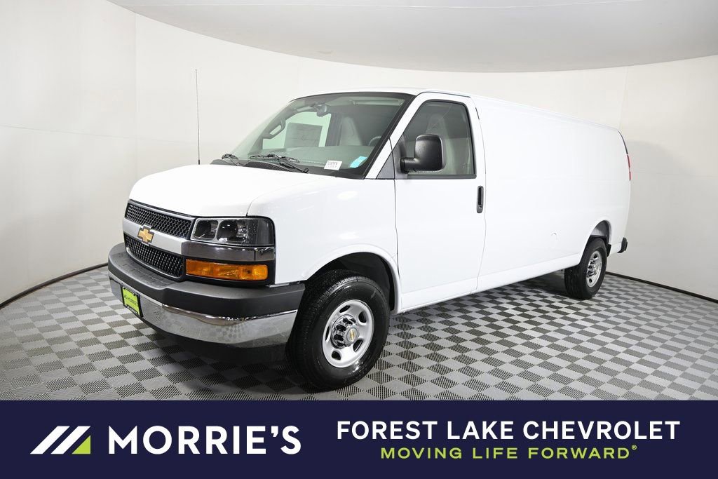 New 2026 Chevrolet Express 3500 Extended w/ Driver Convenience Package