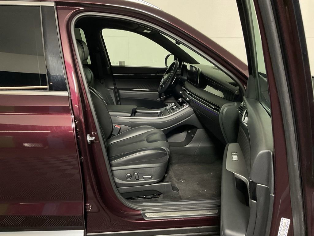 Used 2024 Hyundai Palisade Calligraphy image 36