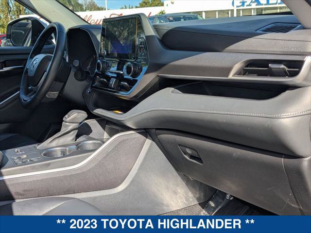 Used 2023 Toyota Highlander XLE image 21