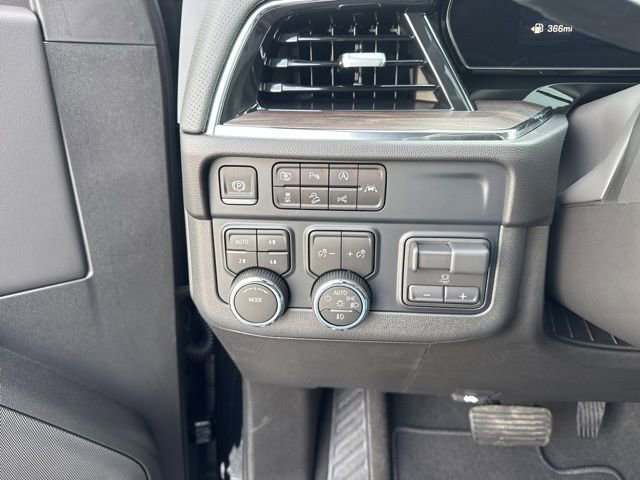 New 2026 Chevrolet Tahoe Premier w/ Sun And Tow Package AWD/4WD image 18