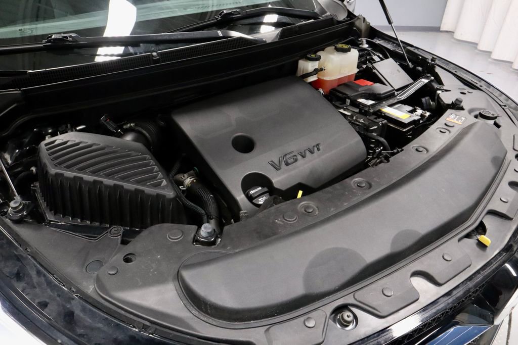 Used 2024 Buick Enclave Essence w/ Sport Touring Edition FWD image 15