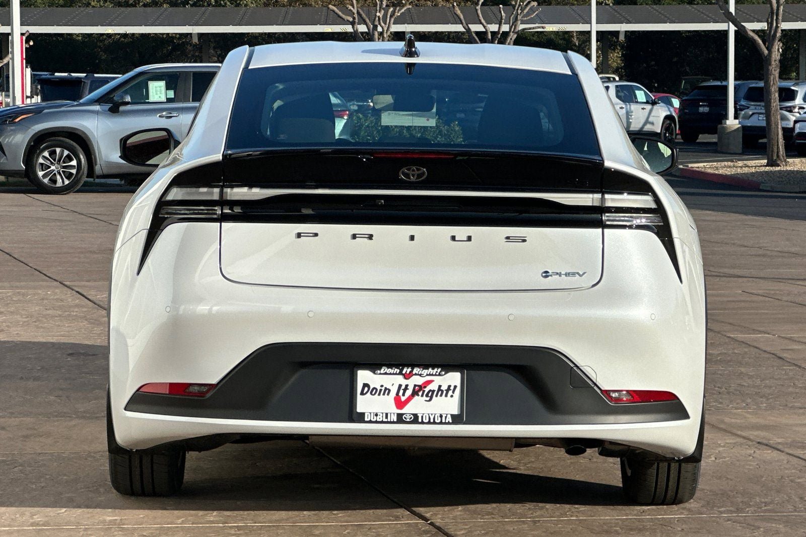 New 2026 Toyota Prius Plug-In Hybrid FWD image 5