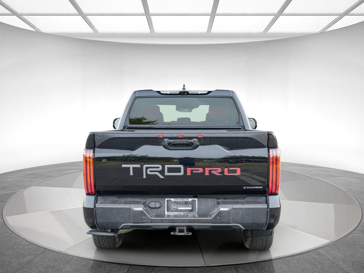 Used 2025 Toyota Tundra TRD Pro AWD/4WD image 3