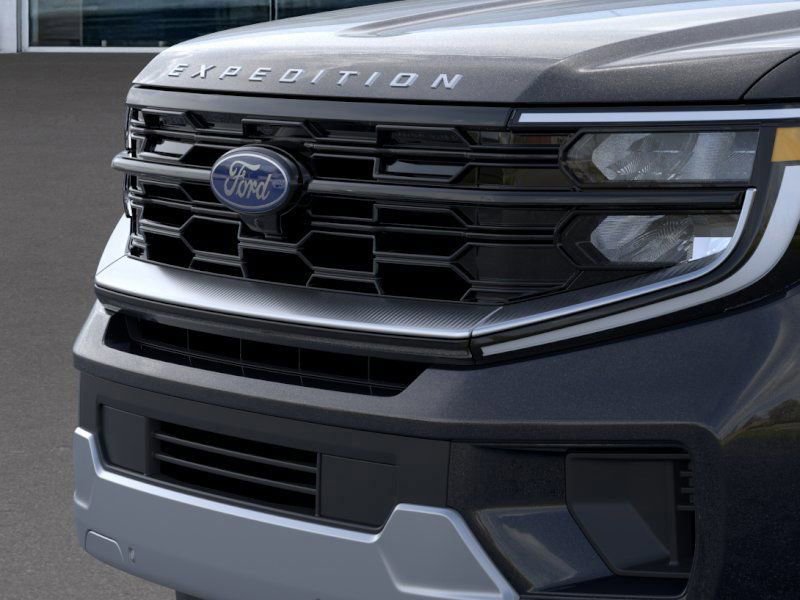 New 2026 Ford Expedition Max Platinum image 17