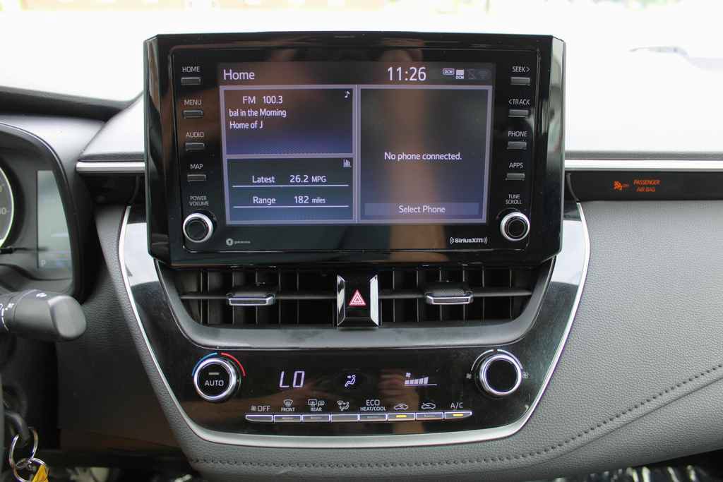 Used 2022 Toyota Corolla SE FWD image 12