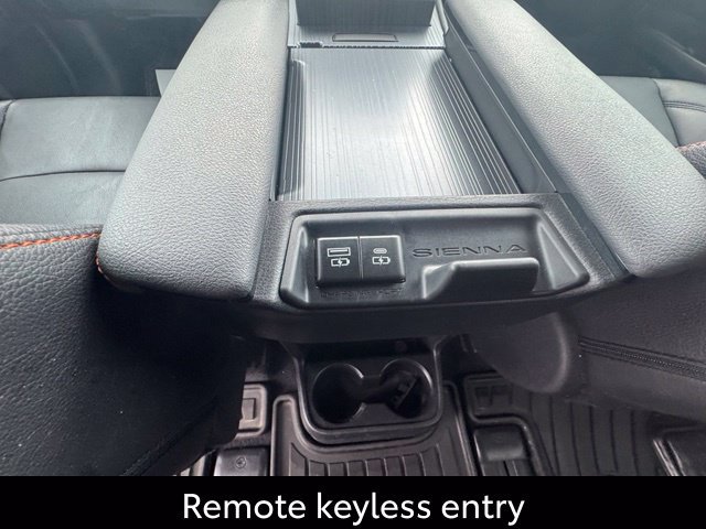 Used 2024 Toyota Sienna XSE w/ XSE Plus Package AWD/4WD image 22
