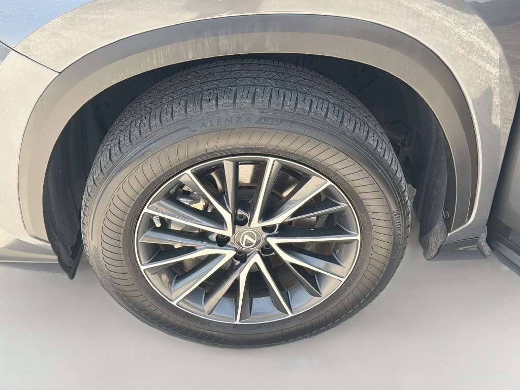 Used 2023 Lexus NX 250 FWD image 37