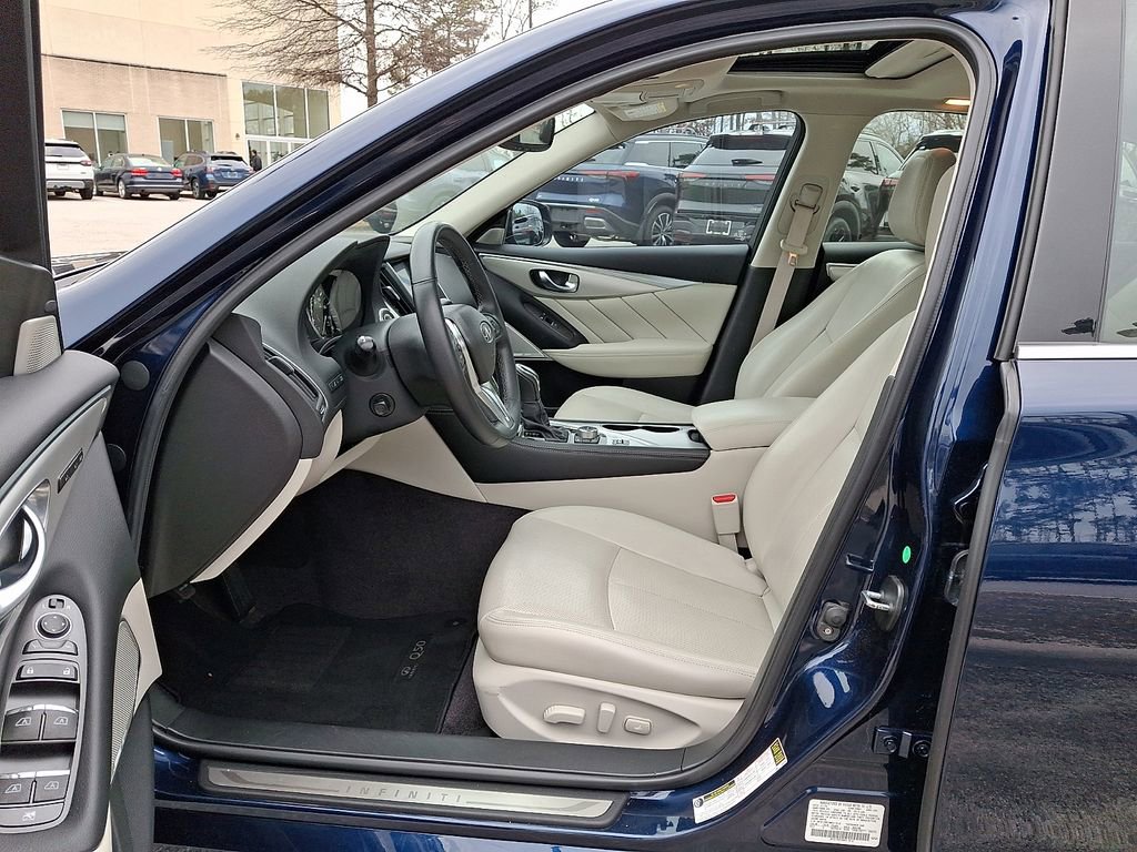 Used 2022 INFINITI Q50 Luxe w/ Cargo Package image 12