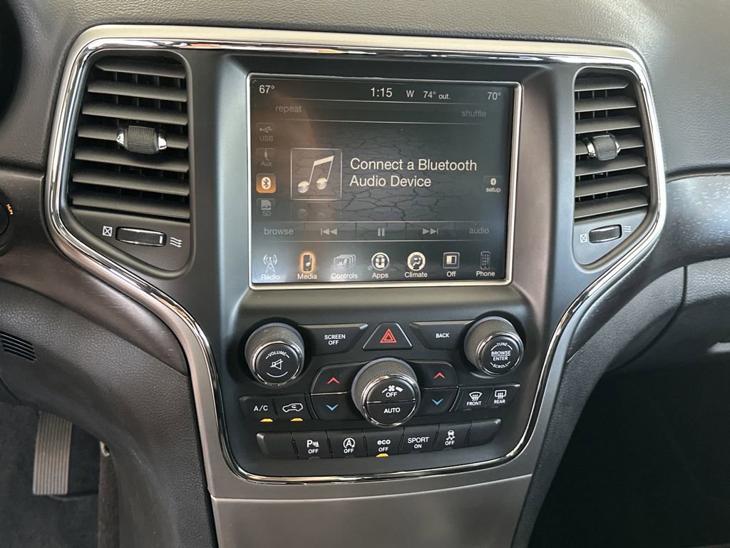 Used 2017 Jeep Grand Cherokee Altitude image 22