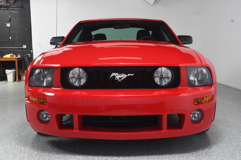 Used 2005 Ford Mustang GT RWD image 10