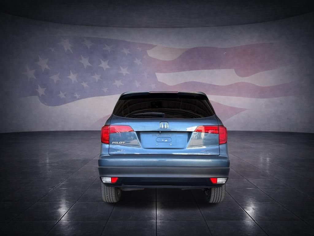 Used 2017 Honda Pilot LX image 4