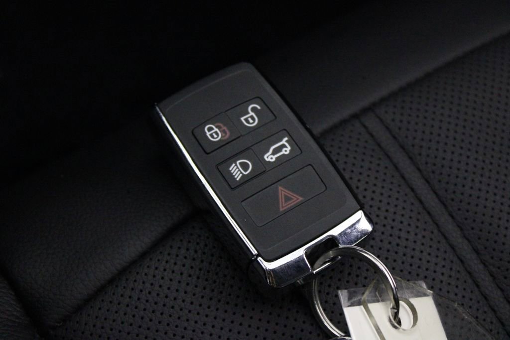 Used 2026 Land Rover Range Rover Evoque Dynamic SE image 27