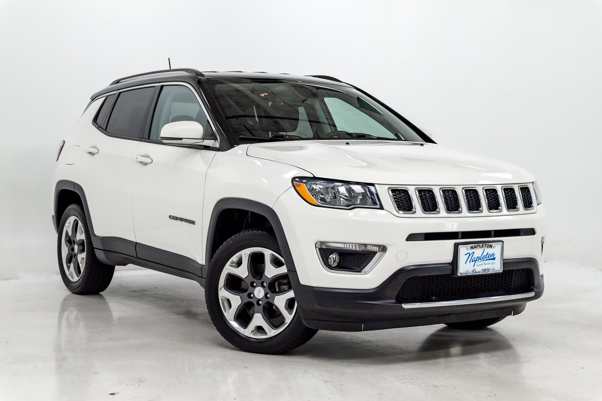 Used 2019 Jeep Compass Limited AWD/4WD image 5