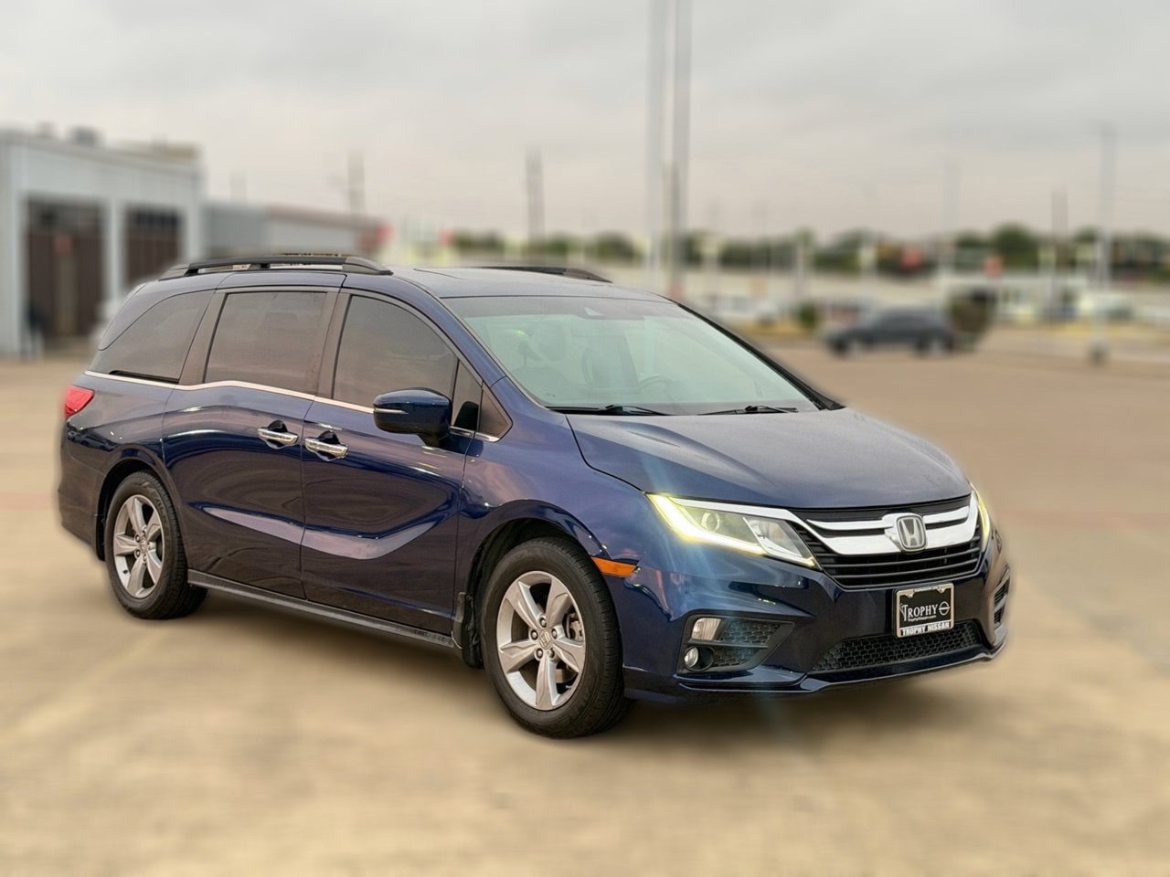 Used 2018 Honda Odyssey EX-L image 3