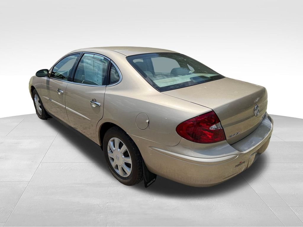 Used 2005 Buick LaCrosse CX FWD image 4